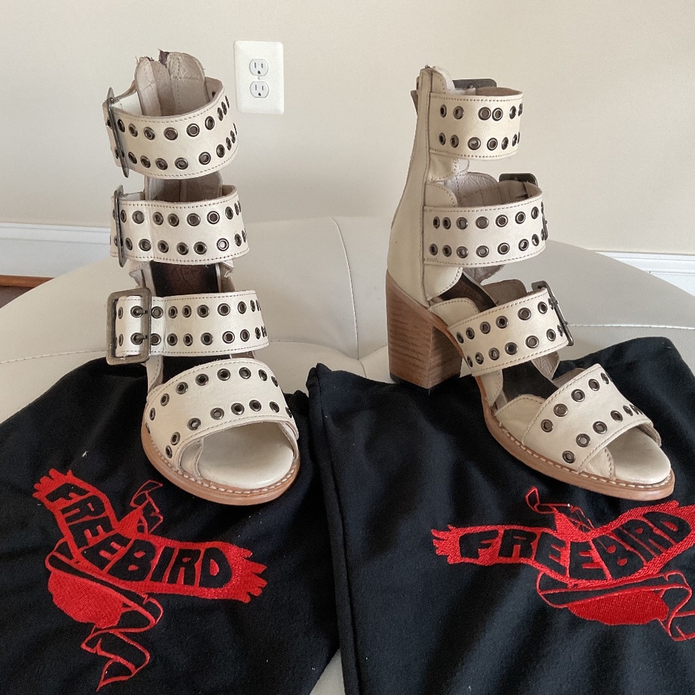 Freebird sandals size 8